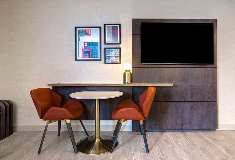 غرفة قياسية, Embassy Suites By Hilton San Luis Obispo