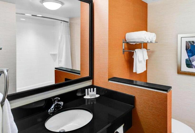 Номер Стандарт, Fairfield Inn & Suites By Marriott Cape Cod Hyannis