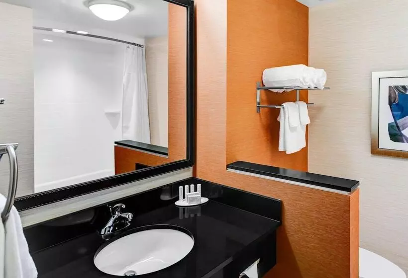 اتاق استاندارد با 2 تخت دوبل, Fairfield Inn & Suites By Marriott Cape Cod Hyannis