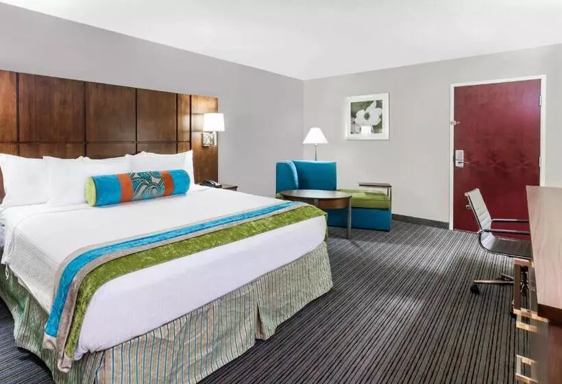 スタンダードルーム, Holiday Inn Hotel & Suites Oklahoma City North, An Ihg