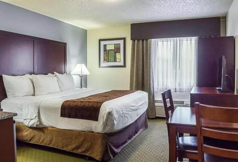 キングサイズベッドのスイートルーム, Quality Inn & Suites Clackamas   Portland