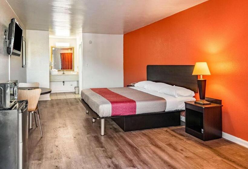 غرفة ديلوكس سرير كينج, Motel 6 Portsmouth, Va