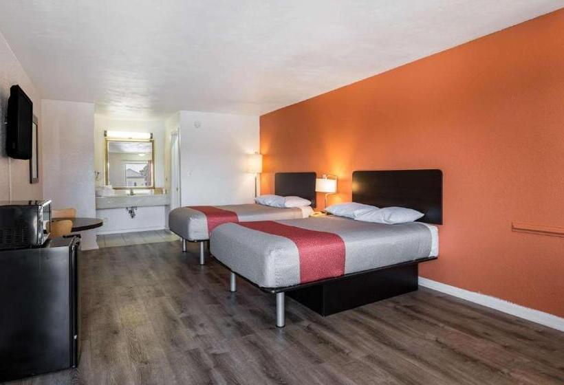 غرفة ديلوكس رباعية, Motel 6 Portsmouth, Va