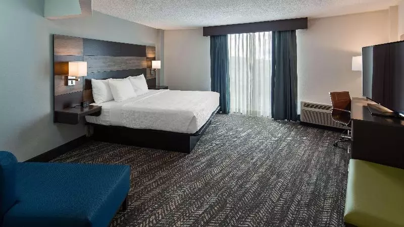 اتاق استاندارد, Best Western Plus Wausau Tower Inn