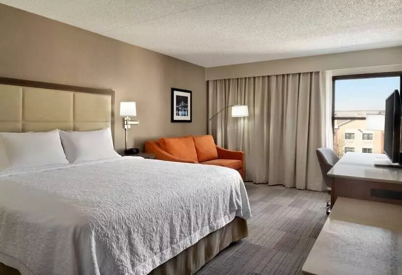 スタンダードスタジオ, Hampton Inn Philadelphia Mt. Laurel