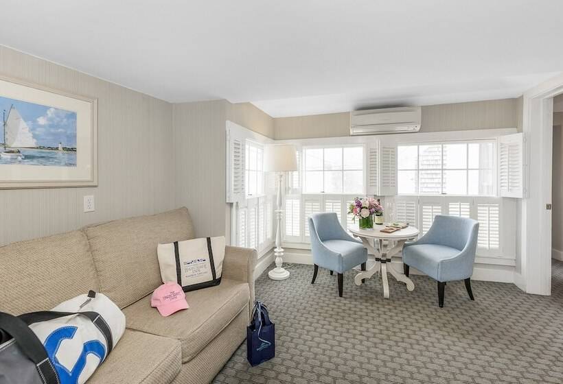 带2个卧室的套房, The Harborside Inn