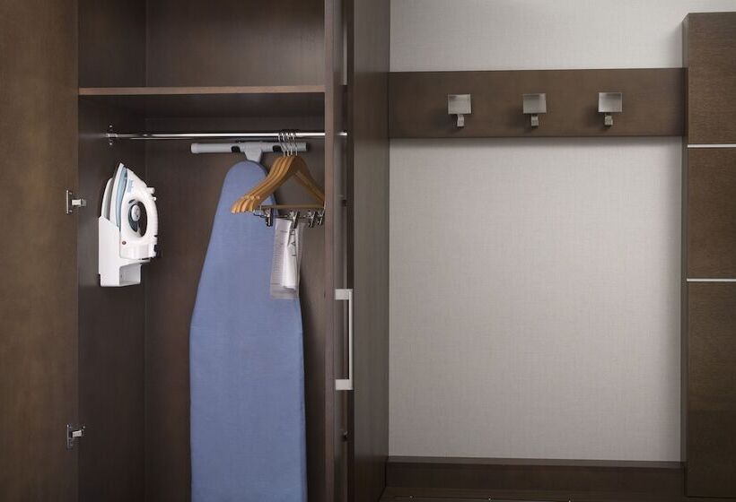 غرفة قياسية سرير مزدوج, Holiday Inn Express Andover North   Lawrence, An Ihg