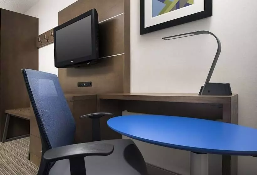身障者適用ダブルベッド付きスタンダードルーム, Holiday Inn Express Andover North   Lawrence, An Ihg