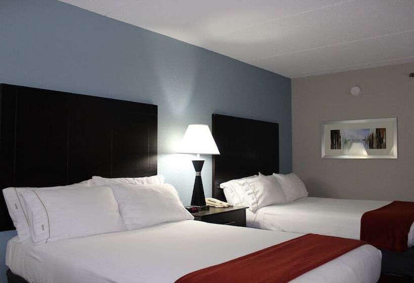 Номер Стандарт 2 Двуспальные Кровати, Holiday Inn Express Forsyth, An Ihg