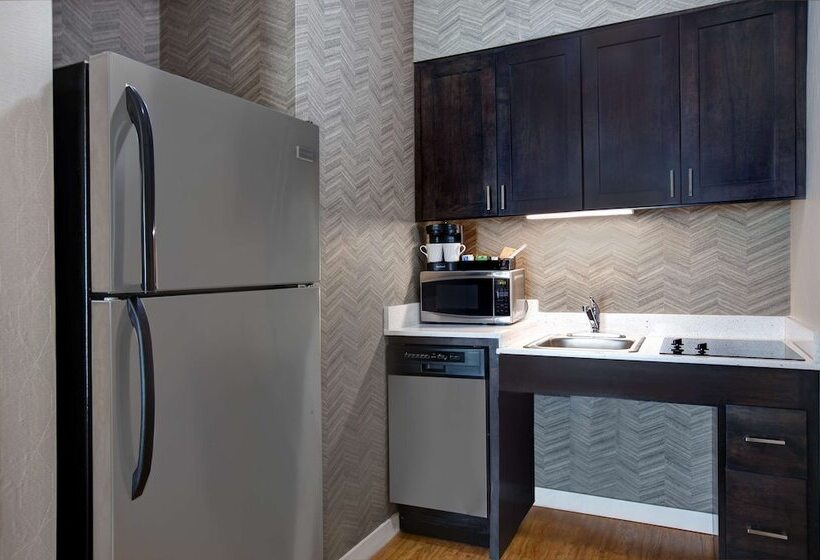 סוויטה מותאמת לאדם עם מוגבלויות, Homewood Suites By Hilton Chicago Lincolnshire