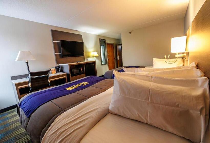 Номер Deluxe, New Victorian Inn & Suites Omaha