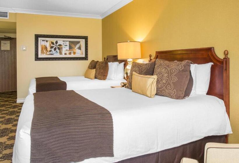 חדר פרמיום עם נוף לבריכה, Omni Houston