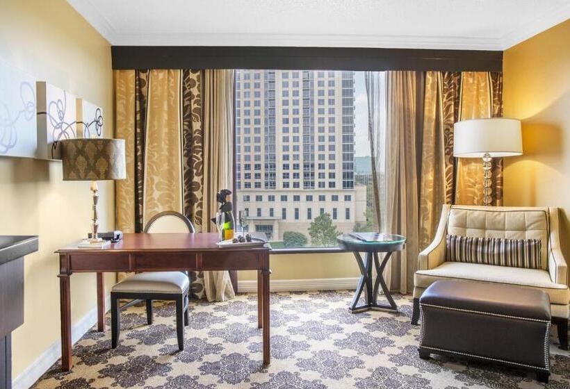 חדר פרמיום עם נוף לעיר, Omni Houston