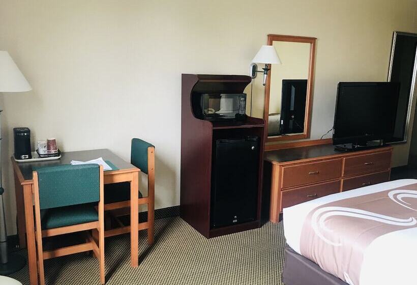 Номер Стандарт 2 Двуспальные Кровати, Quality Inn