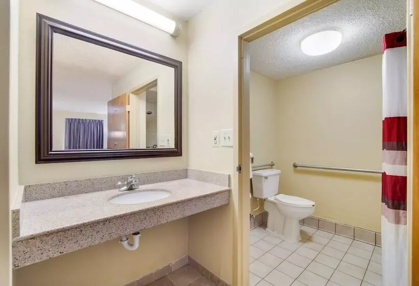 اتاق سوپریور برای معلولان, Red Roof Inn Augusta – Washington Road