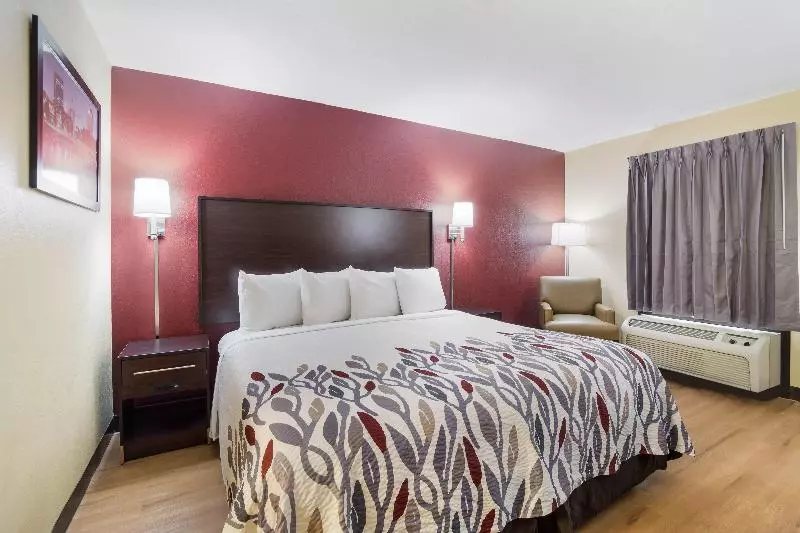 キングサイズベッドのデラックスルーム, Red Roof Inn Augusta – Washington Road