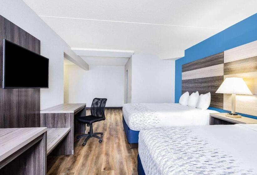 Family Suite, Wingate By Wyndham Wichita Airport