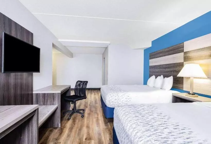 سوییت خانوادگی, Wingate By Wyndham Wichita Airport