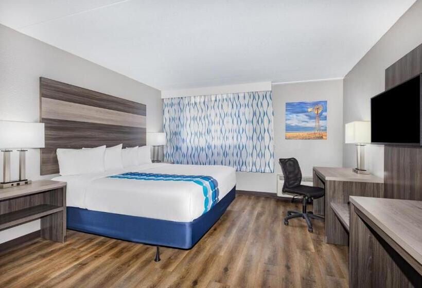 Номер Стандарт Кровать Кинг Адаптированный для Инвалидов, Wingate By Wyndham Wichita Airport