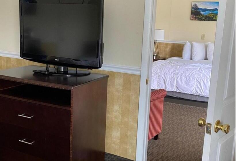 침실 2개 스위트, The Georgian Lakeside Resort