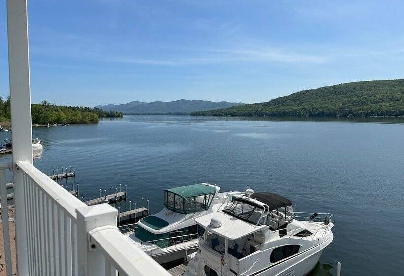 스탠다드 룸 킹사이즈 침대, The Georgian Lakeside Resort