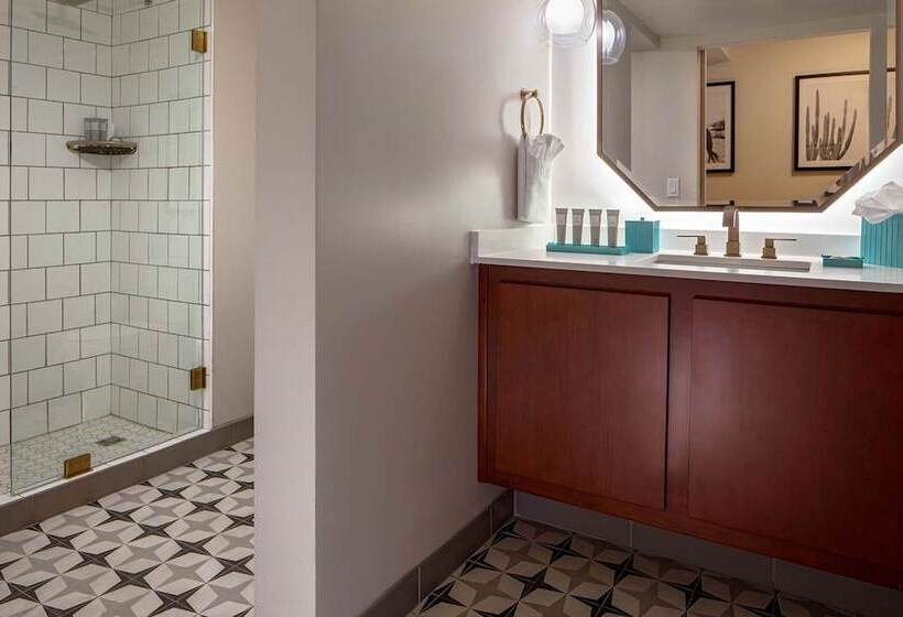 Номер Стандарт 2 Двуспальные Кровати, Adeline, Scottsdale, A Tribute Portfolio