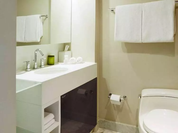 اتاق استاندارد با 2 تخت دوبل, Andaz West Hollywood, By Hyatt