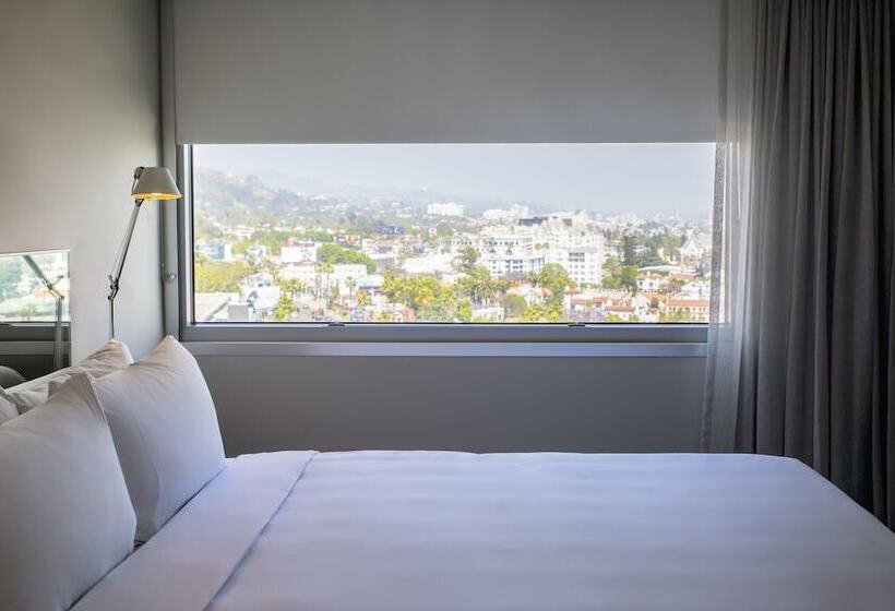 带2个双人床的标准工作室, Andaz West Hollywood, By Hyatt