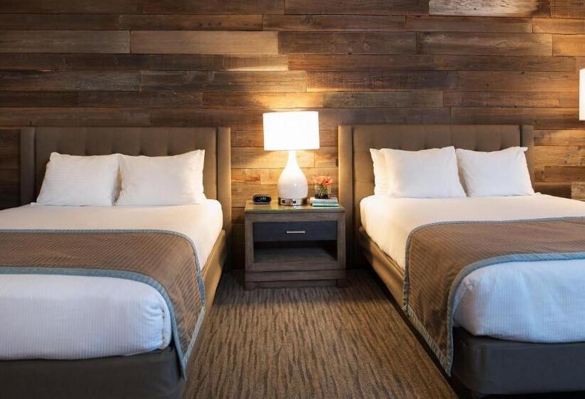 Номер Deluxe, Azure