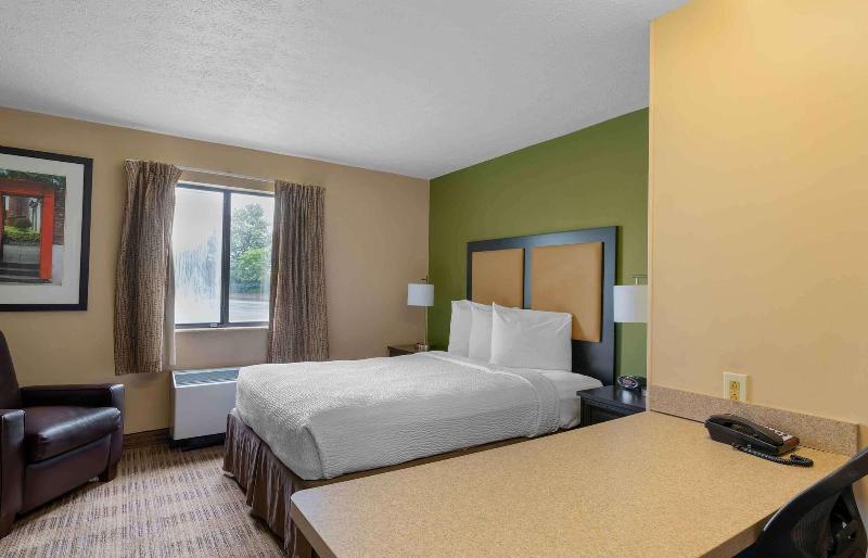 Номер Стандарт Вид на Озеро, Azure