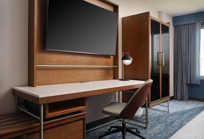 带大床的标准间, Courtyard By Marriott San Diego Mission Valley/hotel Circle