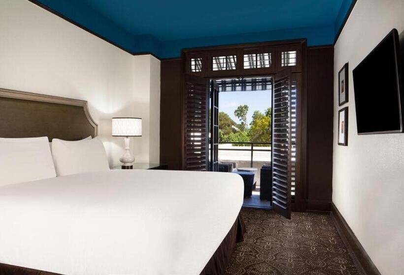 اتاق استاندارد با تخت بزرگ, La Concha Key West, Autograph Collection