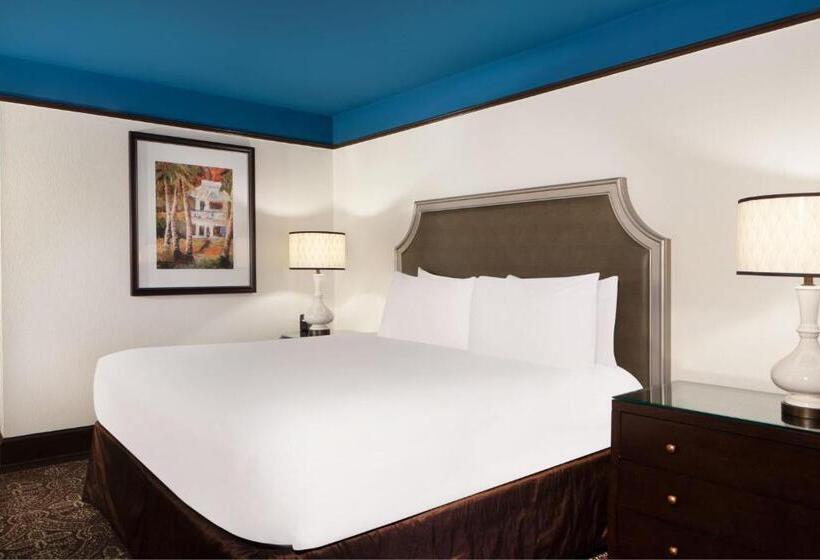 غرفة قياسية سرير كينج, La Concha Key West, Autograph Collection