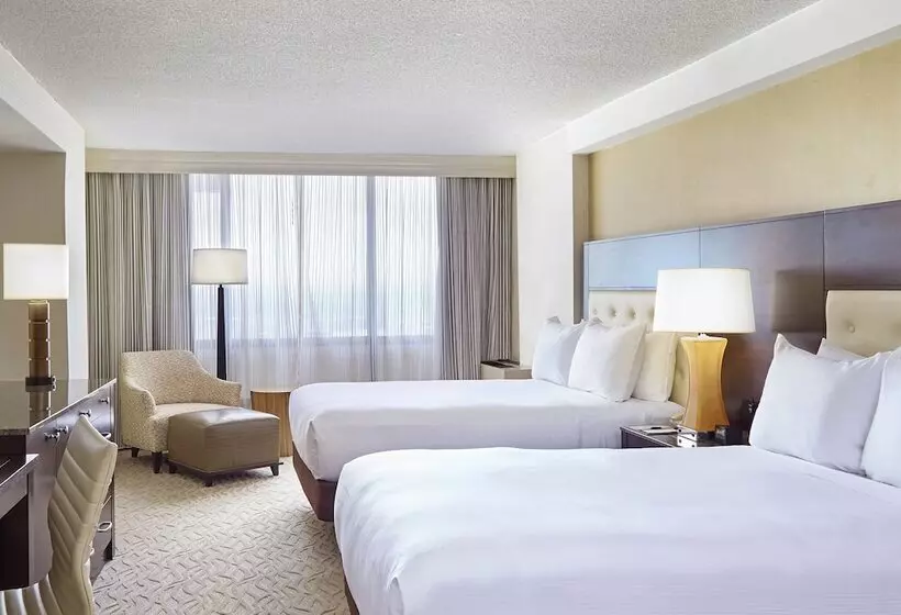 اتاق استاندارد با 2 تخت دوبل, Doubletree By Hilton Washington Dc   Crystal City