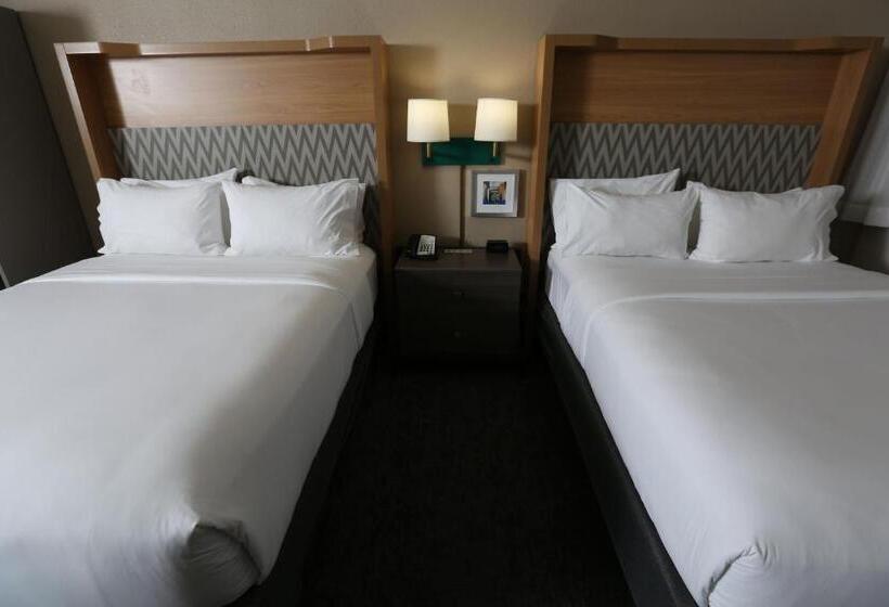 اتاق استاندارد با 2 تخت دوبل, Holiday Inn Chicago North Shore, An Ihg