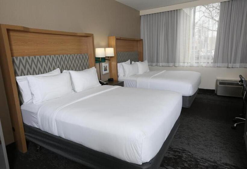 Номер Стандарт 2 Двуспальные Кровати, Holiday Inn Chicago North Shore, An Ihg