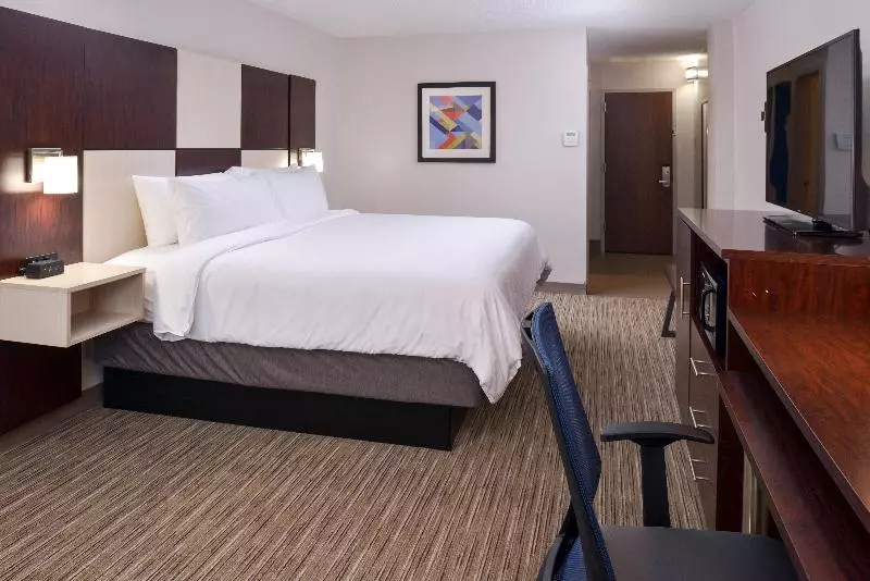 キングサイズベッドのスタンダードルーム, Holiday Inn Express Towson  Baltimore North, An Ihg