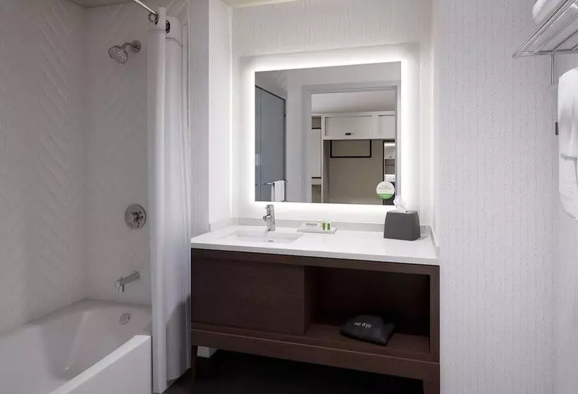 ２ダブルベッドのスタンダードルーム, Holiday Inn Lansdale Hatfield, An Ihg