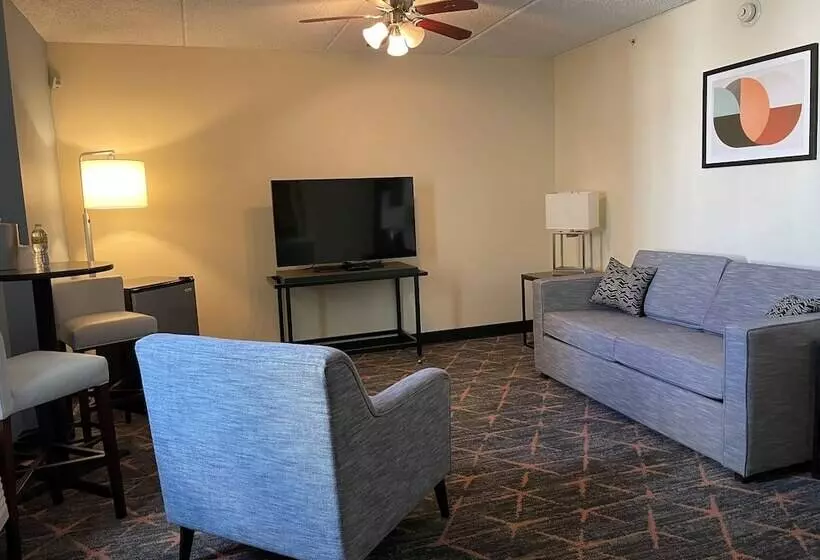 スイート, Holiday Inn Lansdale Hatfield, An Ihg