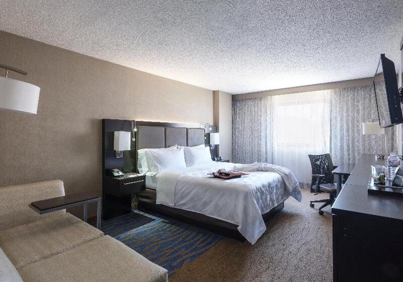 キングサイズベッドのスタンダードルーム, Holiday Inn Washington Capitol National Mall, An Ihg