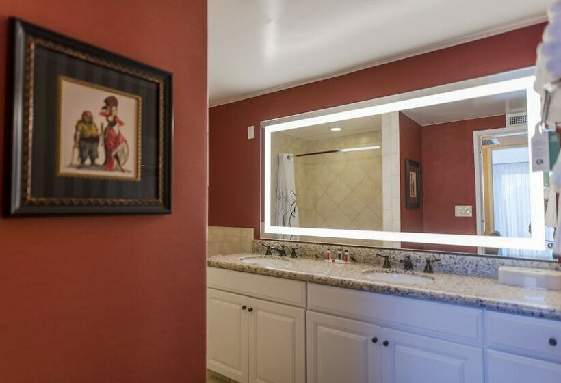 套房, Howard Johnson By Wyndham Anaheim Hotel & Water Playground