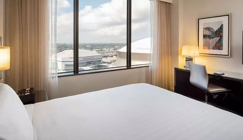 クラブルーム, Hyatt Regency New Orleans