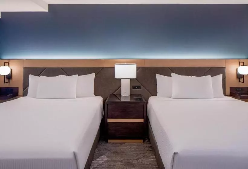 ２ダブルベッドのスタンダードルーム, Hyatt Regency San Francisco