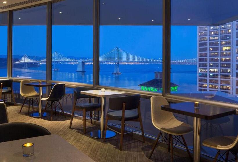 Pokój Club, Hyatt Regency San Francisco