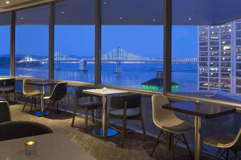 クラブルーム, Hyatt Regency San Francisco