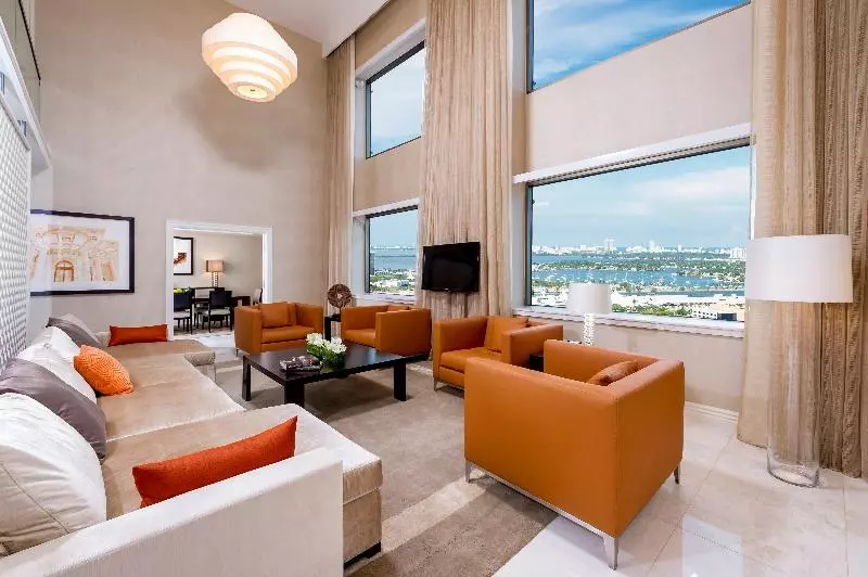 سوئیت کلاب, Intercontinental Miami, An Ihg