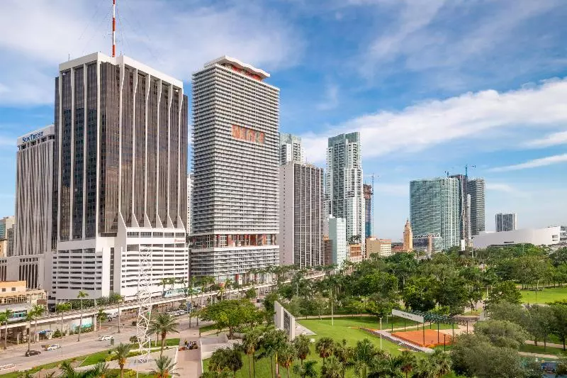 اتاق کلاب, Intercontinental Miami, An Ihg