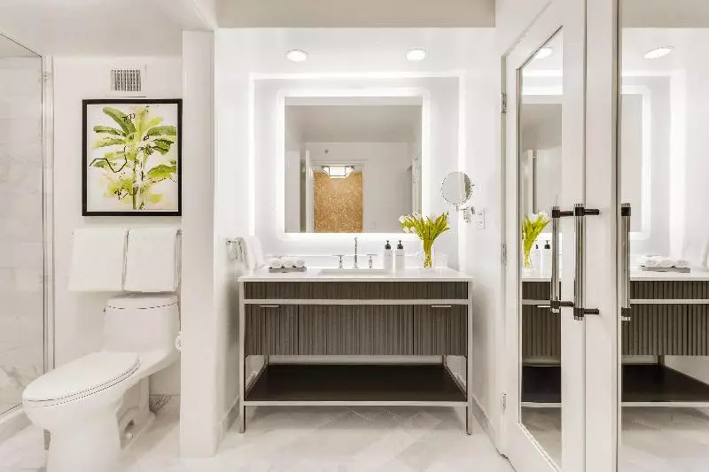 اتاق کلاب, Intercontinental Miami, An Ihg