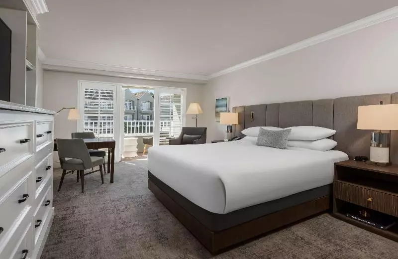 اتاق استاندارد با تخت بزرگ, L Auberge Del Mar