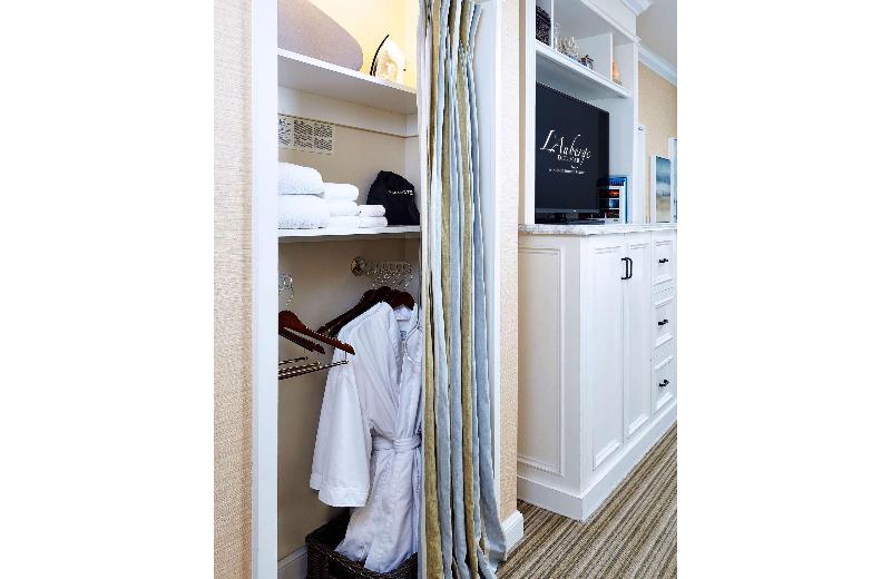 غرفة قياسية سرير كينج, L Auberge Del Mar